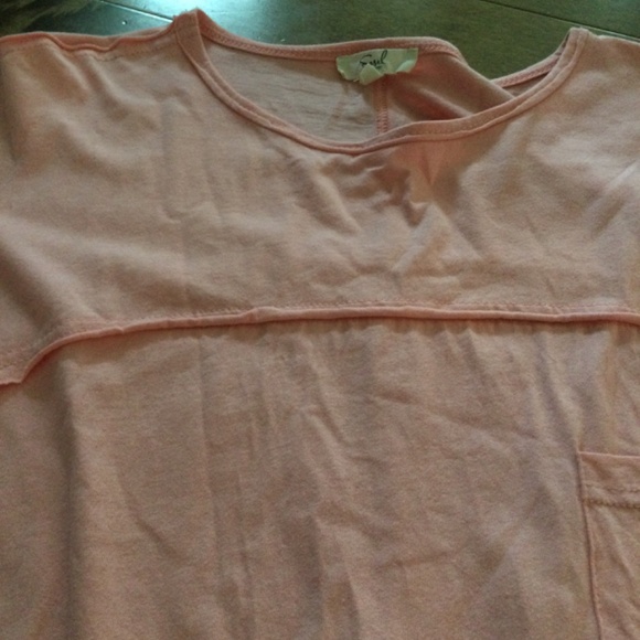 Long sleeve top- Womens - Picture 3 of 3